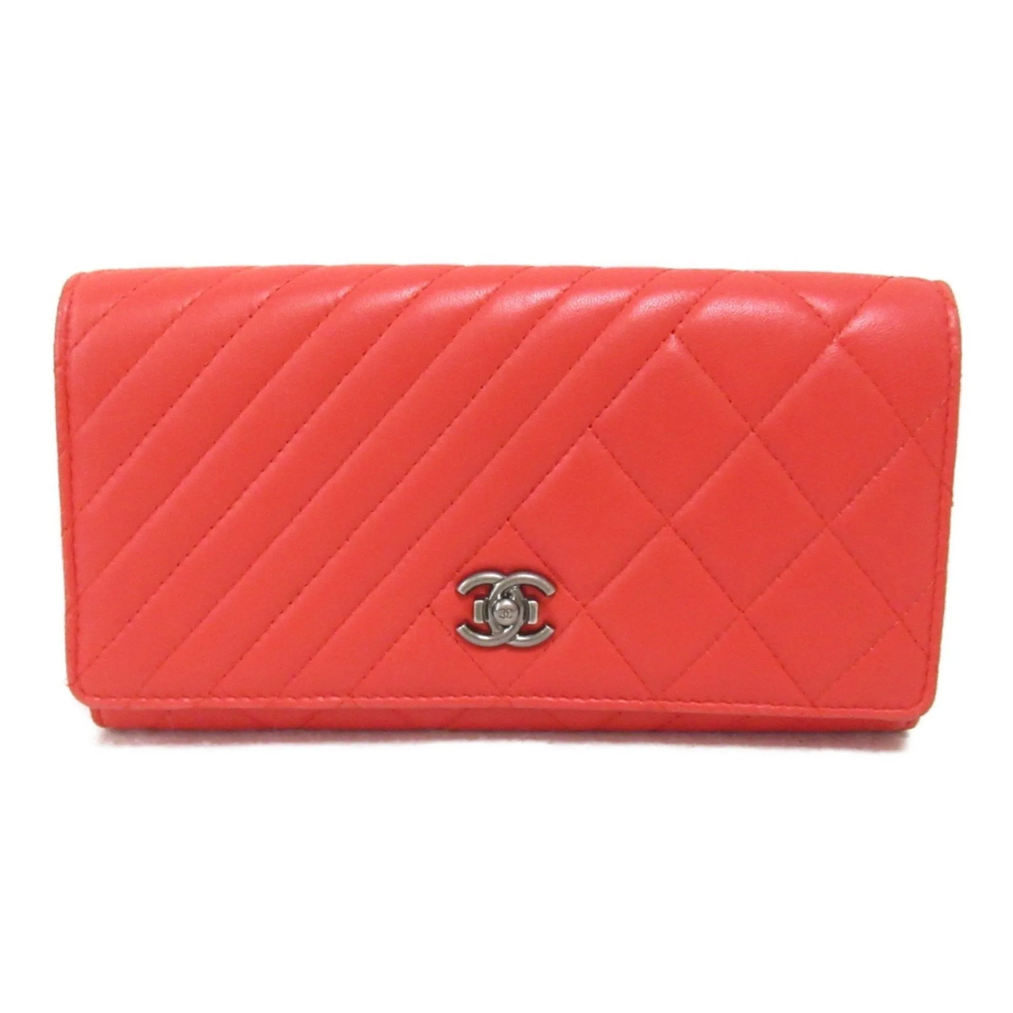 Chanel Matelass Red Leather Accessories