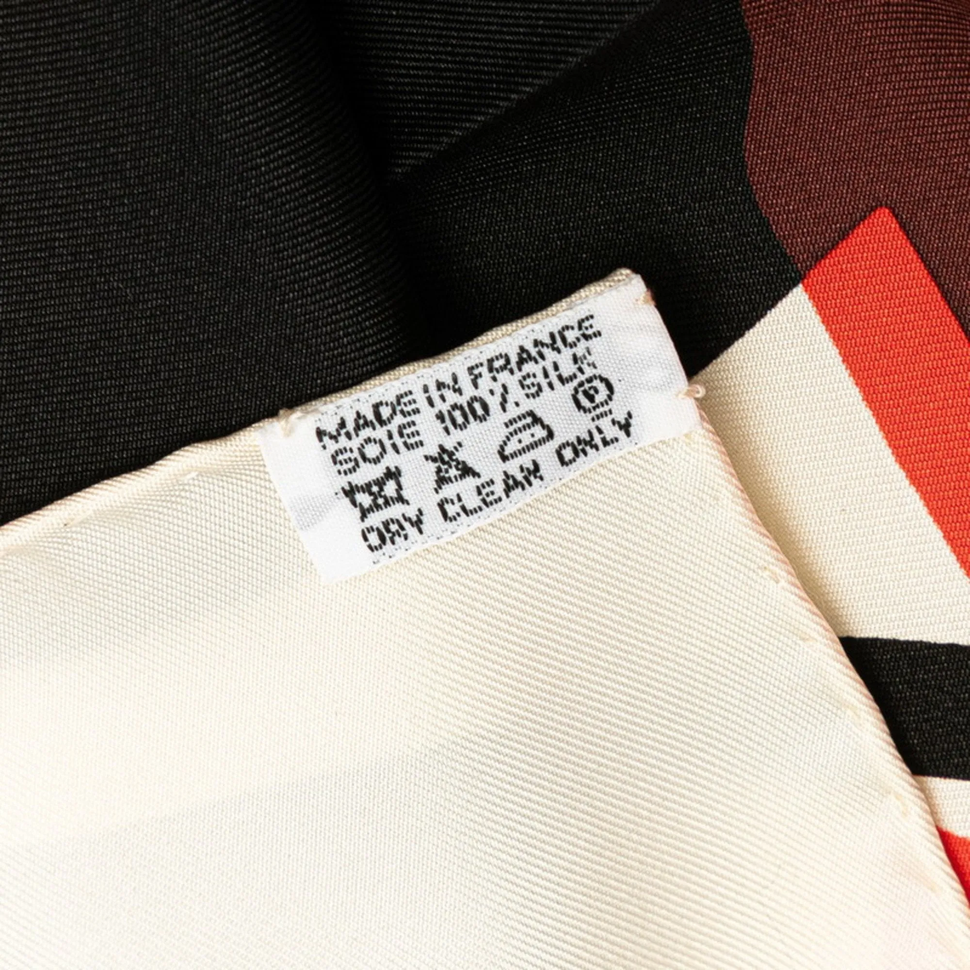 Herms Carr 90 Multicolour Silk Accessories