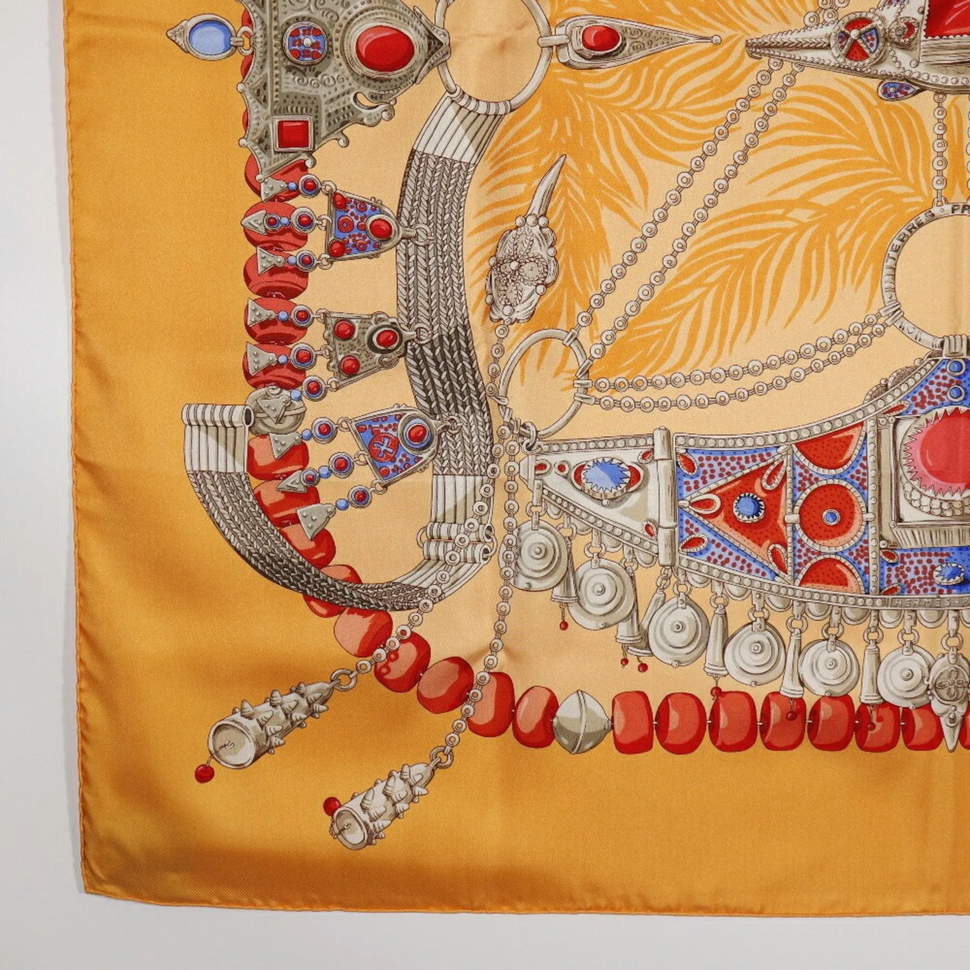 Herms Carr 90 Multicolour Silk Accessories