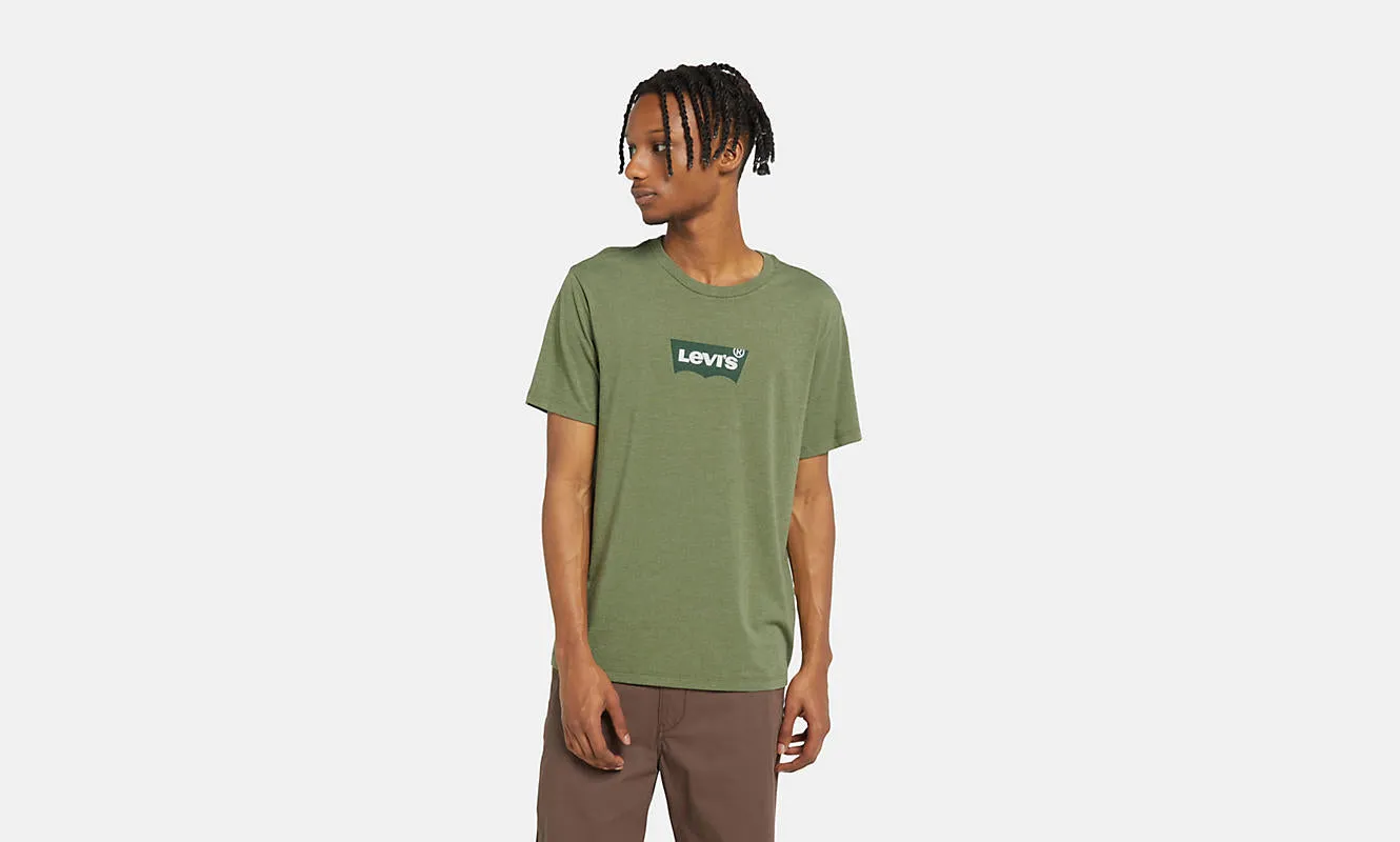 Levi's Graphic Crew Batwing Logo tee