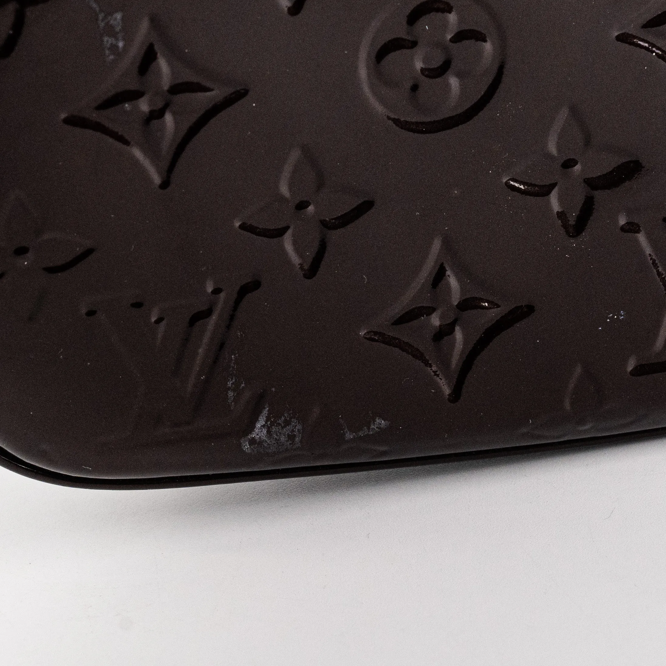 Louis Vuitton Vernis Pochette Accessories Bag