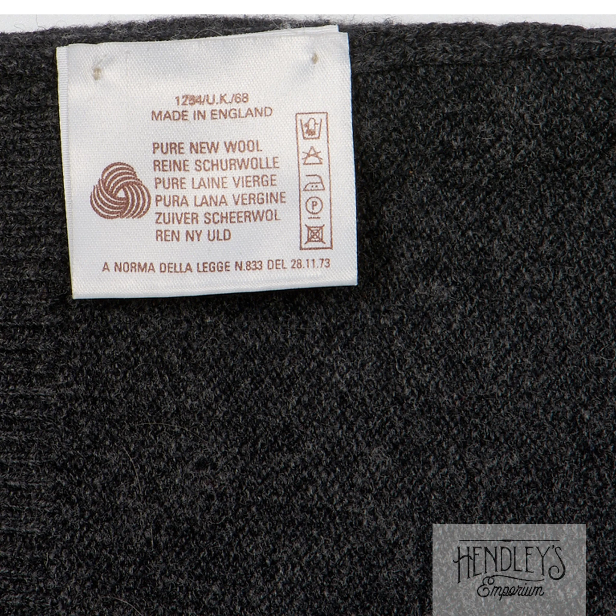 Vintage Brooks Brothers Gray Sweater Vest M in 100% Lambswool ENGLAND
